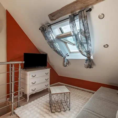 De La Ferme Du Chateau 2 - Climatise Appartement Deneze-sous-Doue